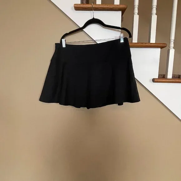 Abercrombie & Fitch High Rise Flirty Mini Skort sz XL - Picture 2 of 6